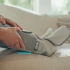 HoMedics Modulair SR-CMX10 – montaż sterownika w opasce kompresyjnej